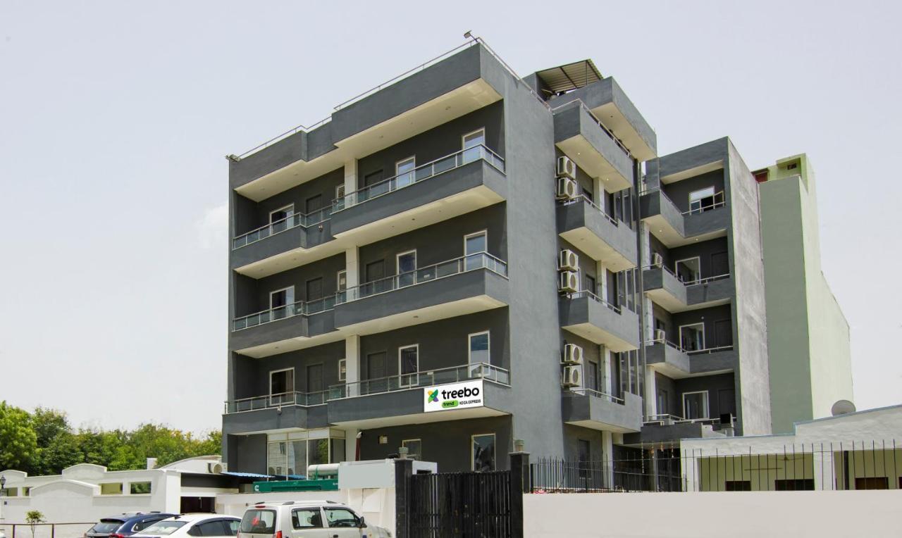 Treebo Noida Express Hotel Exterior photo