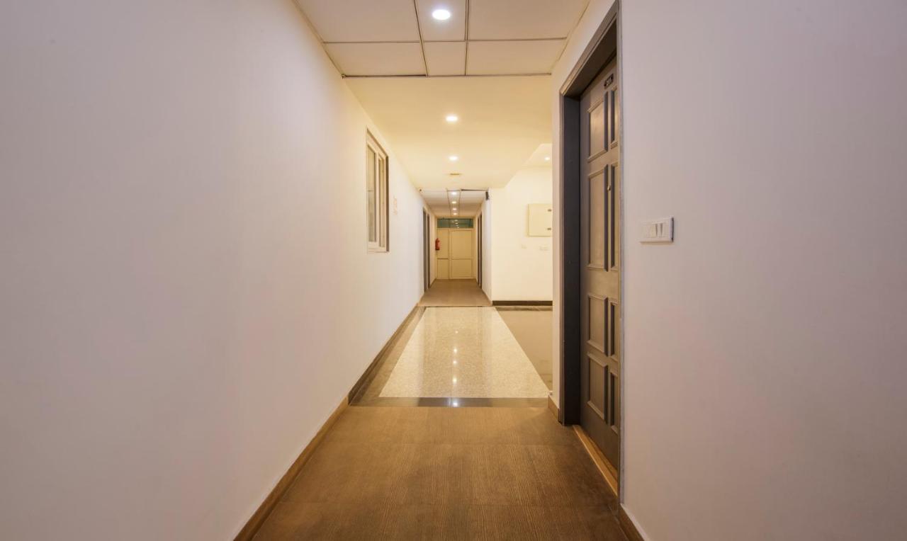 Treebo Noida Express Hotel Exterior photo